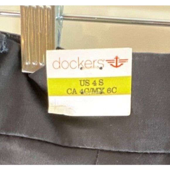 Dockers Khaki Woman's Size 4 Curve Navy Blue with Tags - Picture 5 of 14